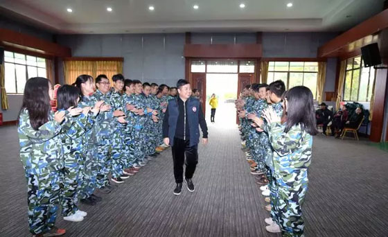 團(tuán)建活動(dòng) | 凝心聚力，我們是一家人！